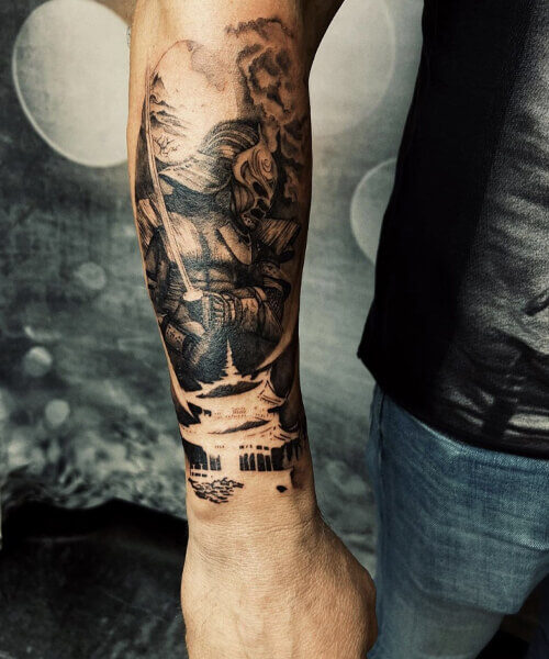 tatuaż styl szkic czarno-biały